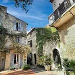 L De Manon, Centre Historique Du Vieil Apartman