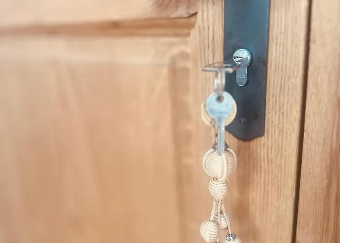 L De Manon, Centre Historique Du Vieil Antibes